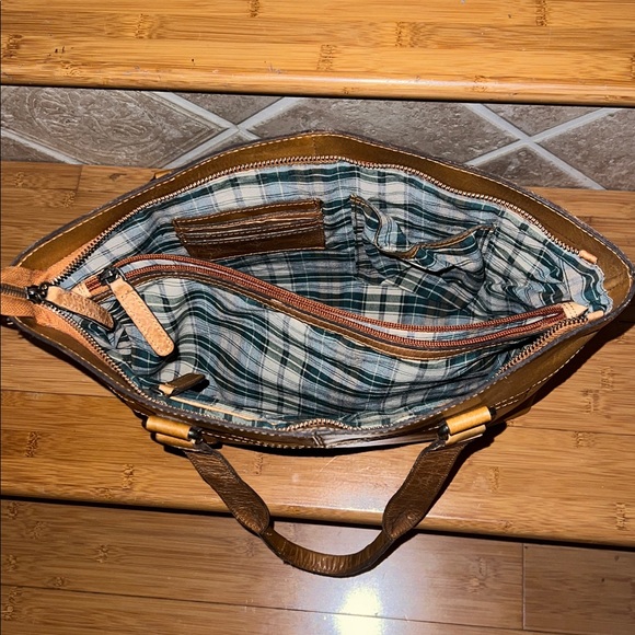 Wild West Los Angeles tan Leather shoulder Bag - Picture 8 of 11